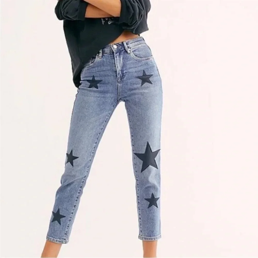 NWT BLANK NYC Madison Crop Star Jeans
